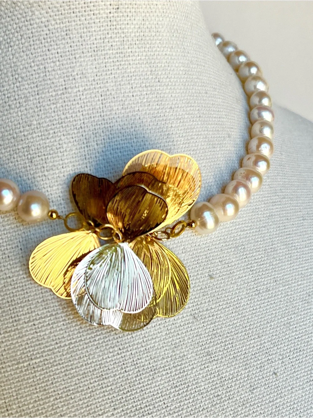 Gold Tone Floral Pendant Pearl Necklace with Ivory Pearls